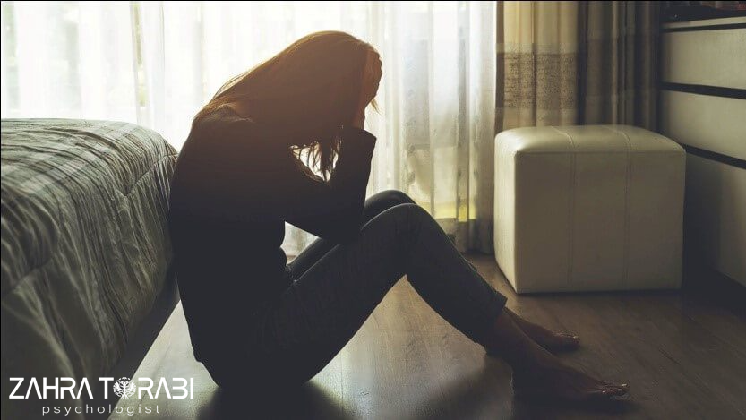 home 23 اضطراب و افسردگی در نوجوانان ایرانی: نشانهها، دلایل و راهکارهای مؤثر