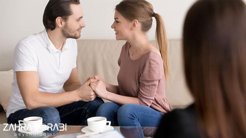 در جلسات مشاوره پیش از ازدواج دقیقاً چه اتفاقی می‌افتد؟